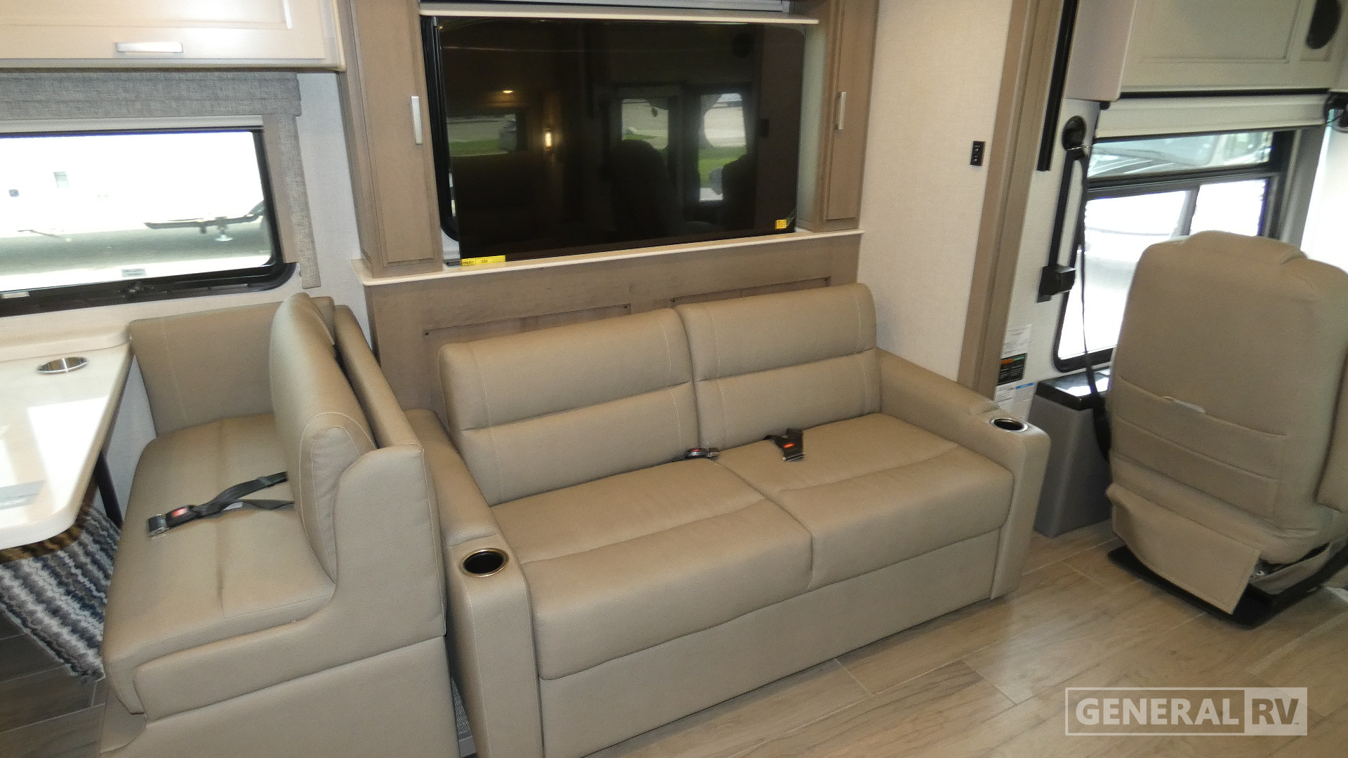 2026 Thor Motor Coach Aria 3901 for Sale