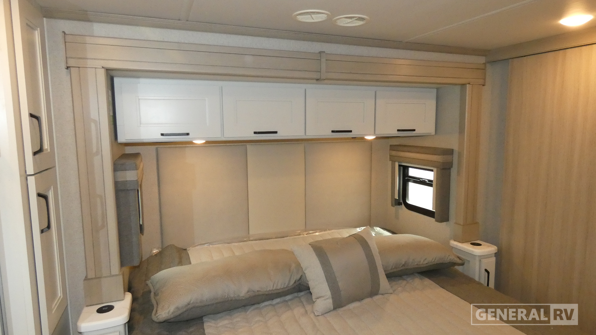 2026 Thor Motor Coach Aria 3702 for Sale