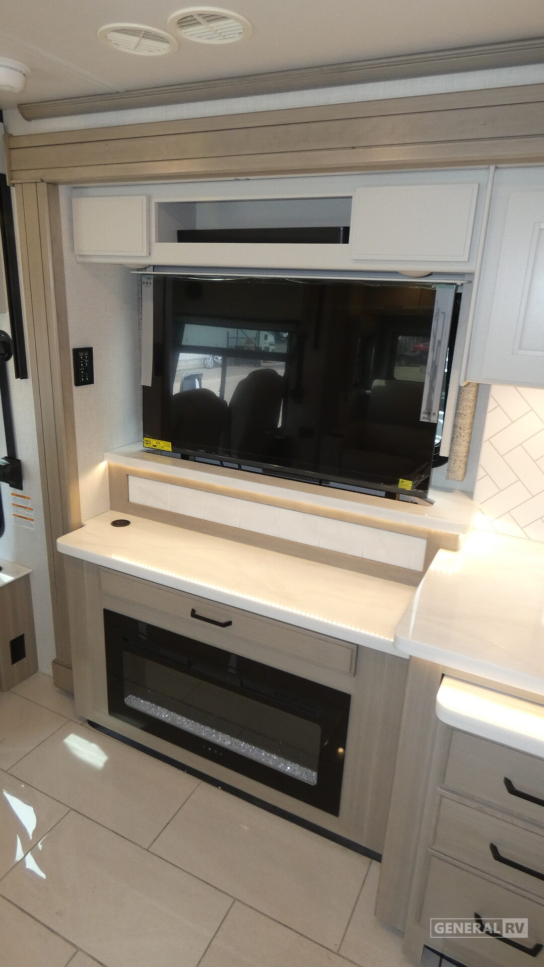 2026 Thor Motor Coach Aria 3702 for Sale
