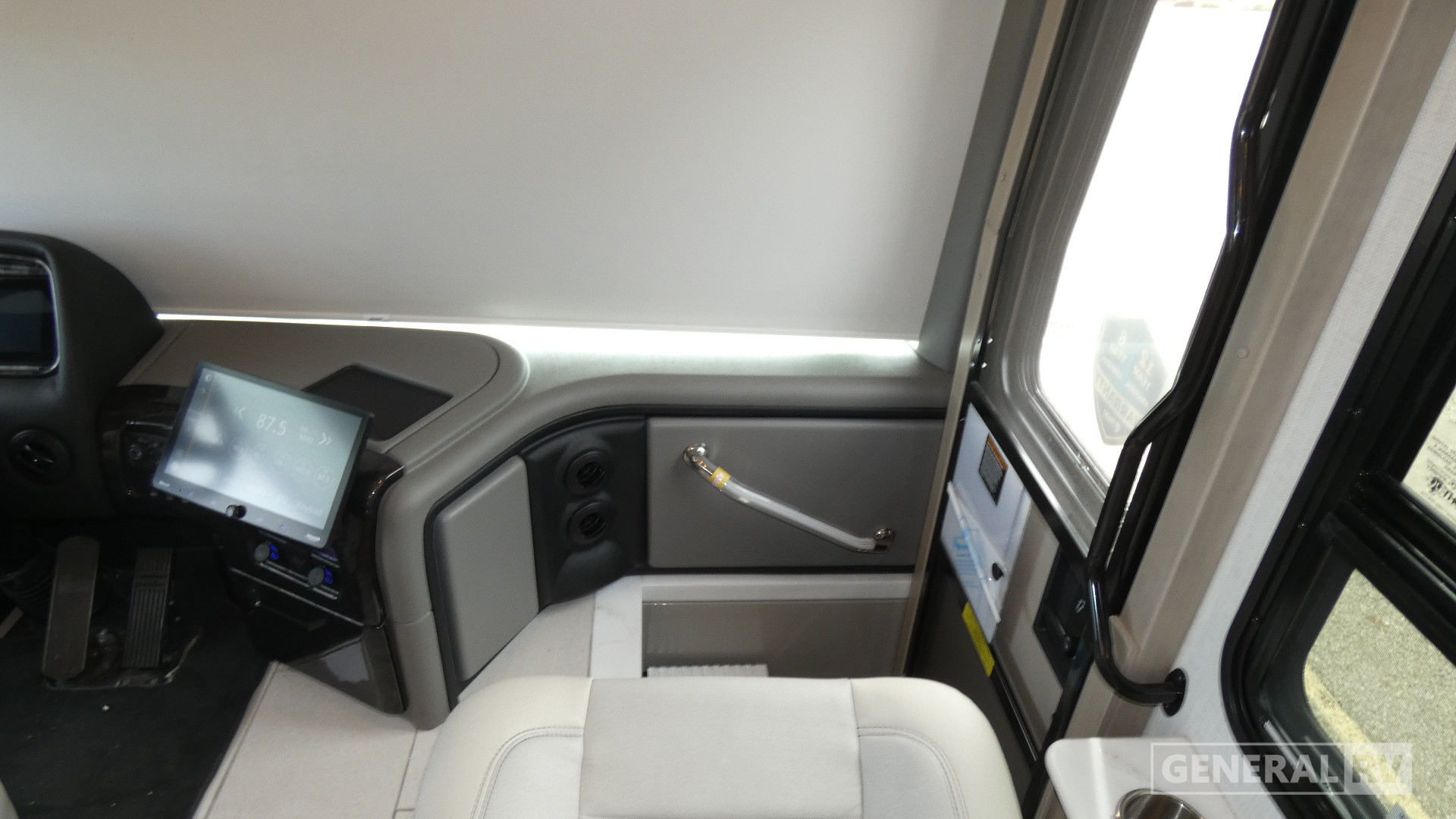 2026 Thor Motor Coach Aria 3702 for Sale