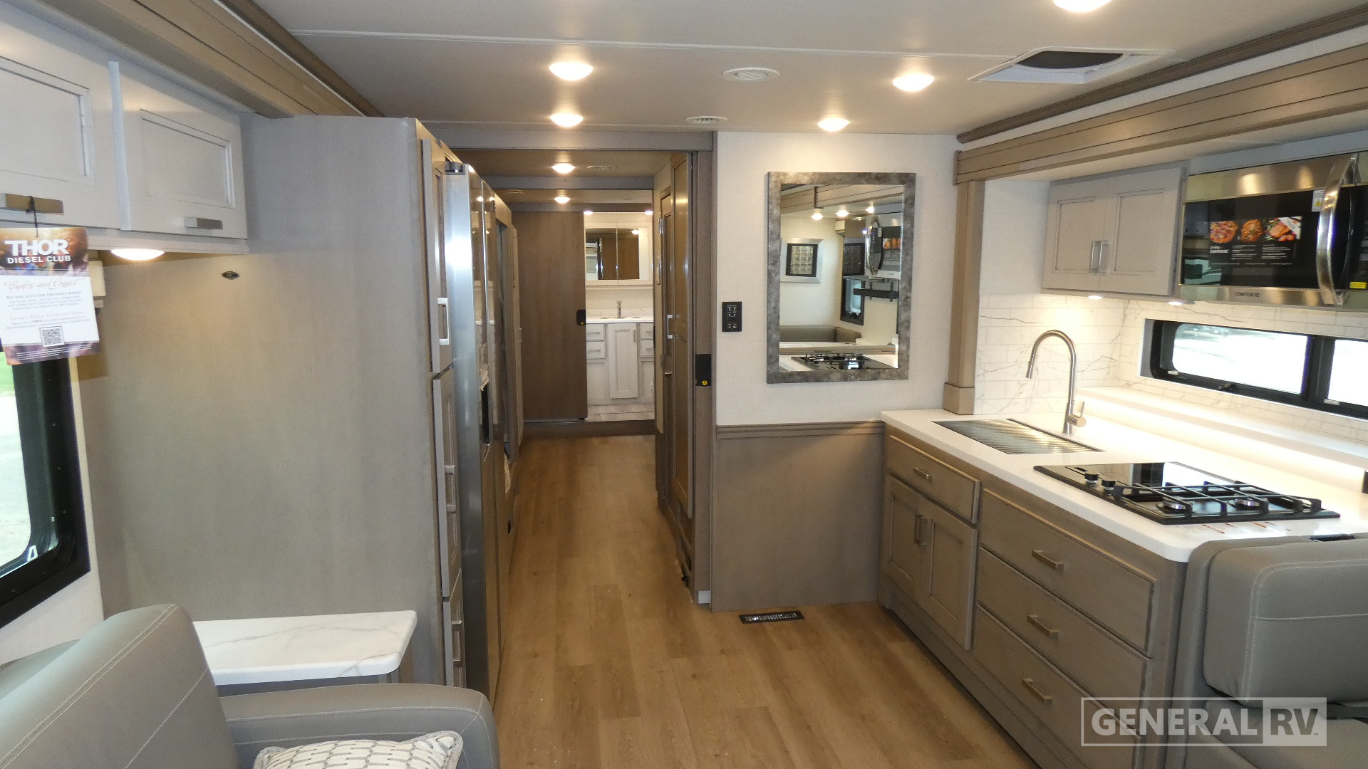2026 Thor Motor Coach Riviera 39BH for Sale
