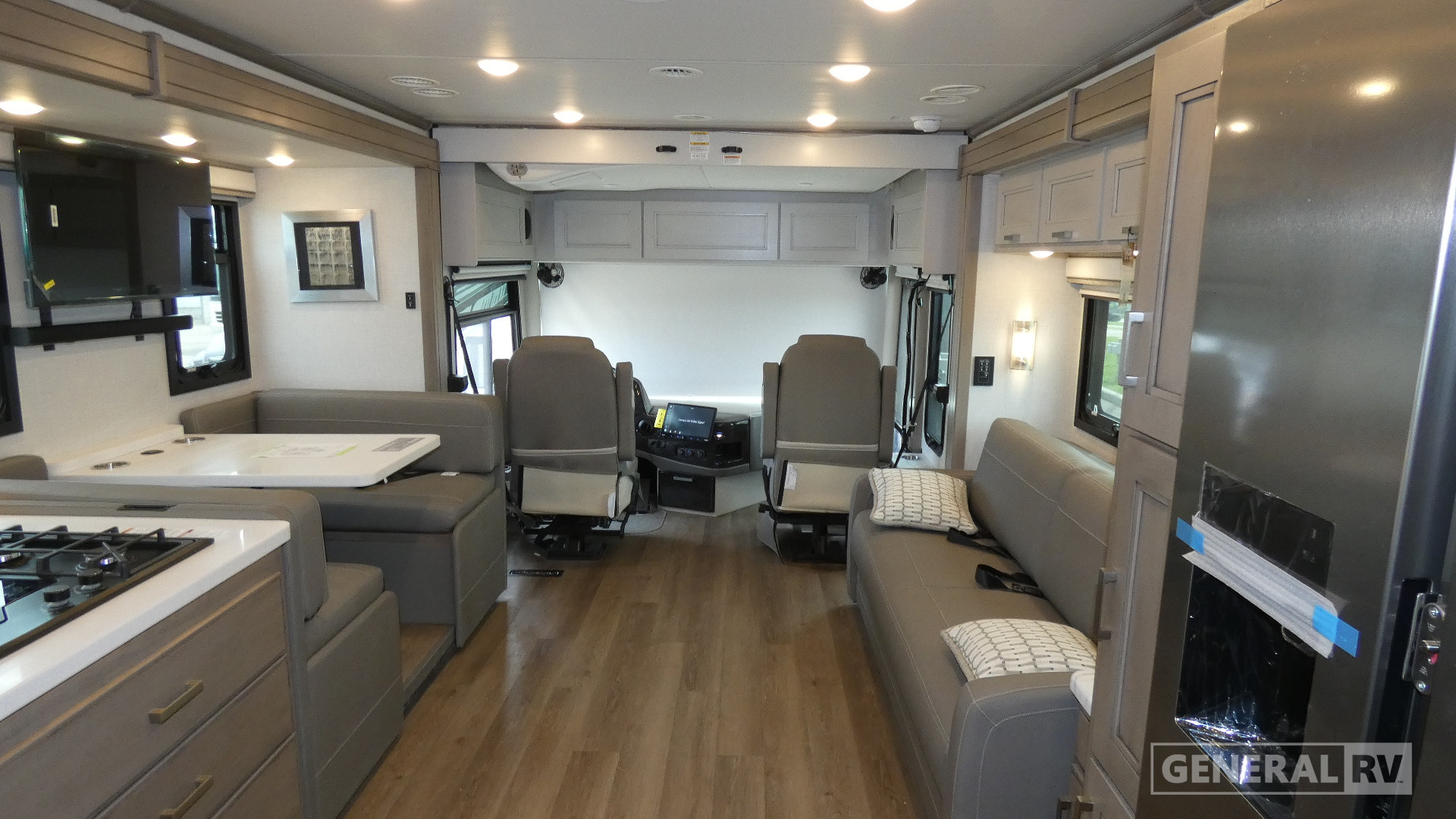2026 Thor Motor Coach Riviera 39BH for Sale