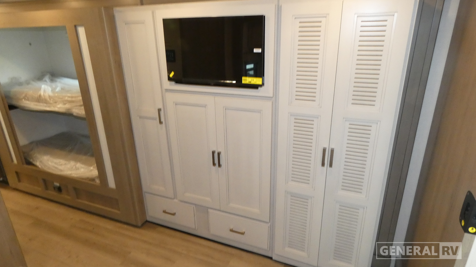 2026 Thor Motor Coach Riviera 39BH for Sale