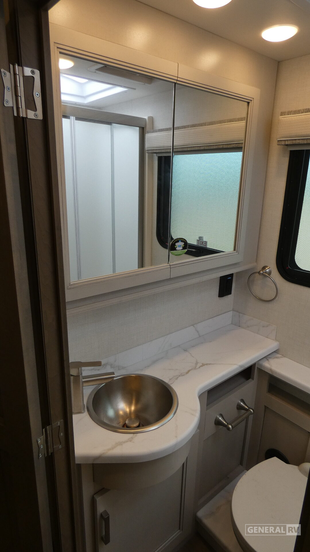 2026 Thor Motor Coach Riviera 39BH for Sale