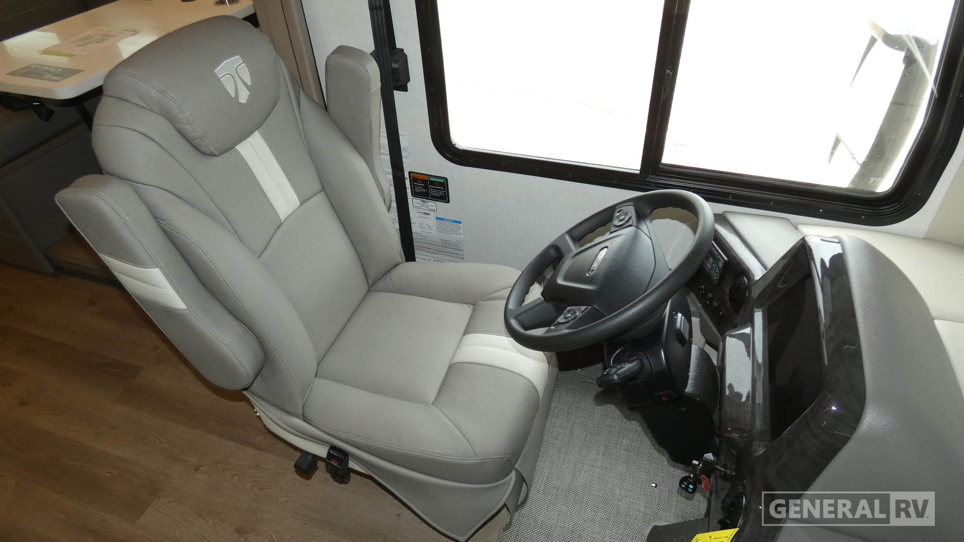 2026 Thor Motor Coach Riviera 39BH for Sale