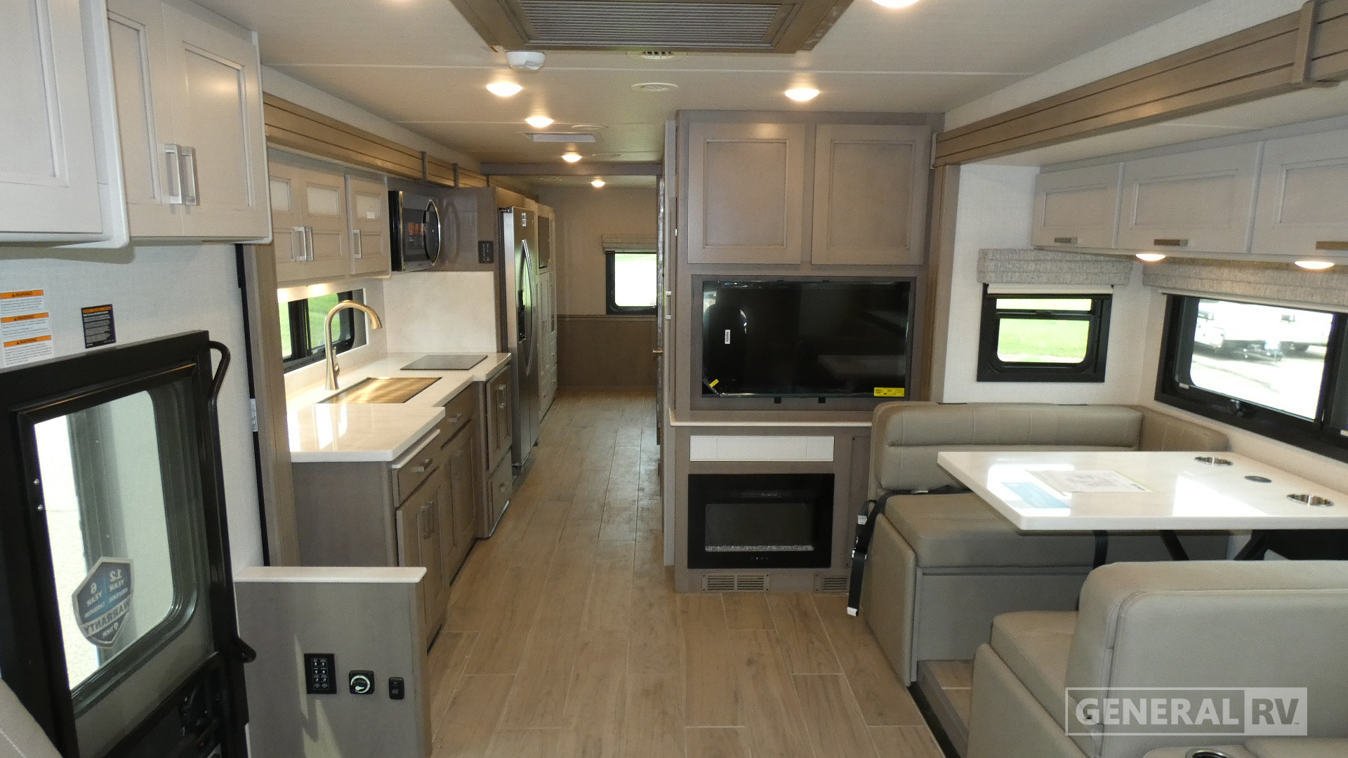 2026 Thor Motor Coach Pasadena SV 38FX for Sale