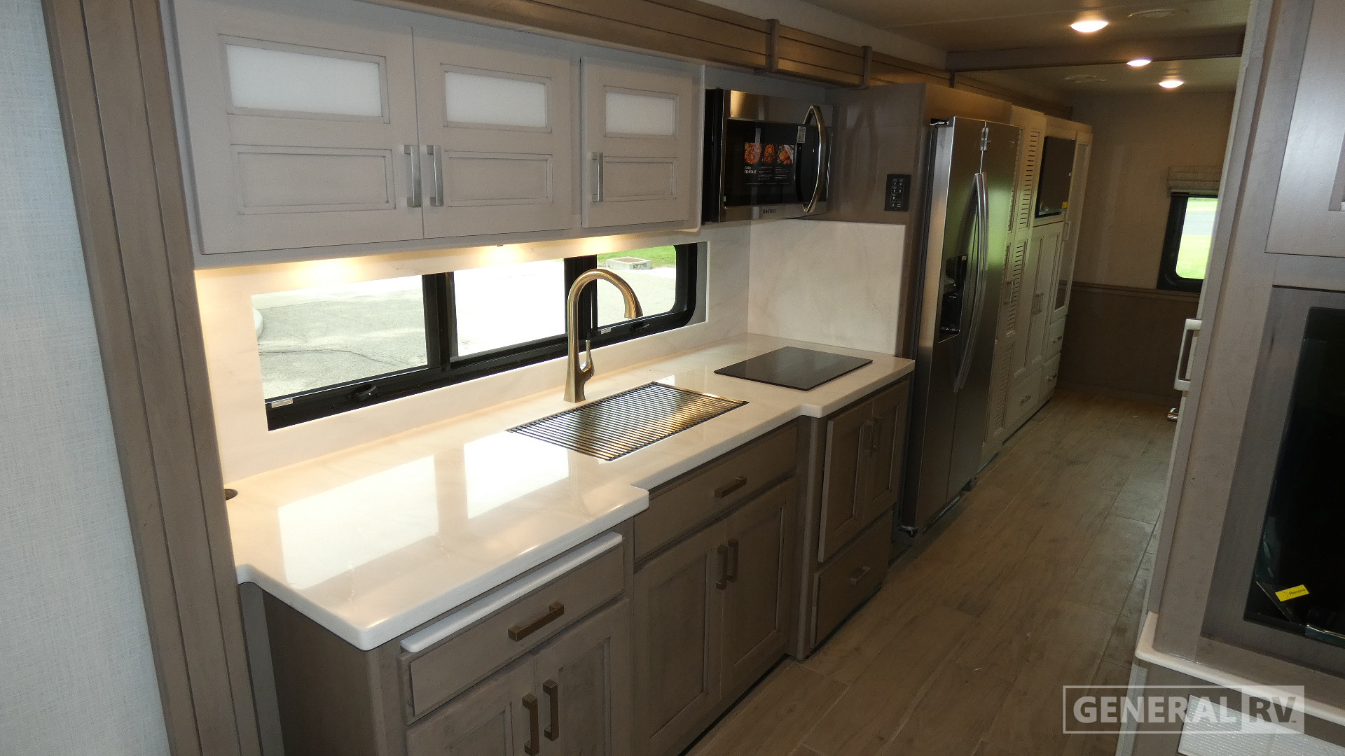 2026 Thor Motor Coach Pasadena SV 38FX for Sale