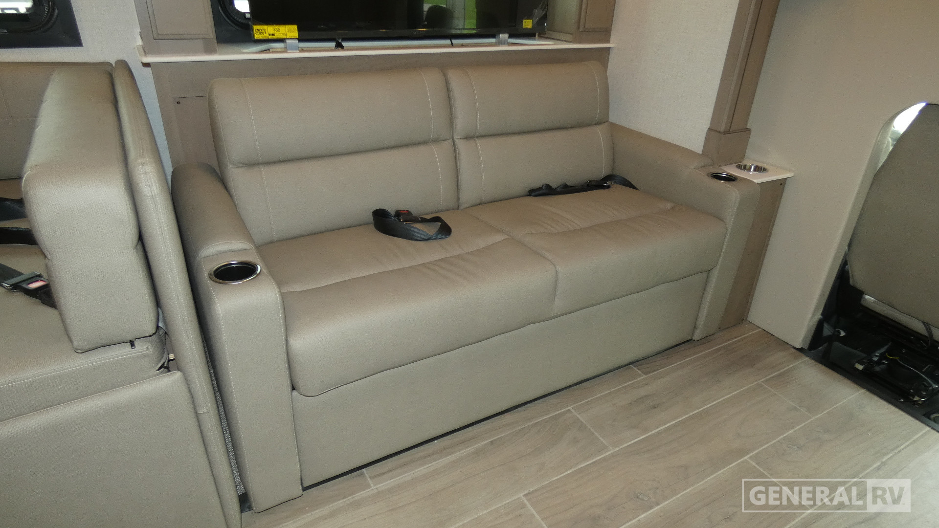 2026 Thor Motor Coach Pasadena SV 38FX for Sale