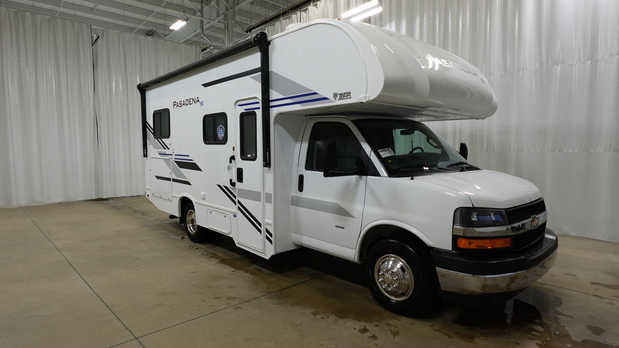 2026 Thor Motor Coach PASADENA SE SE21 Chevy  for Sale in North Canton, OH