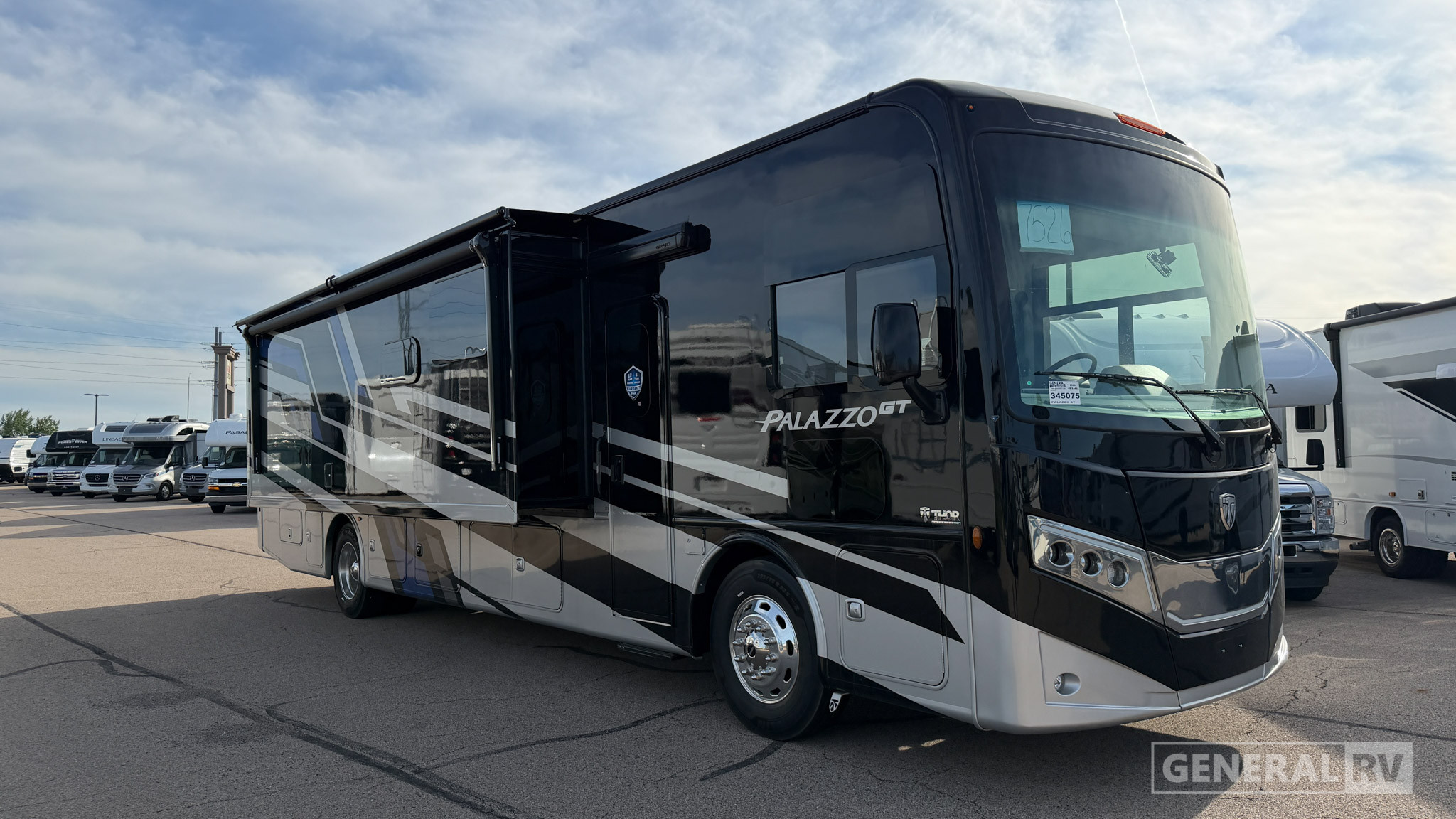 2026 Thor Motor Coach Palazzo GT 37.5 for Sale in Huntley, IL