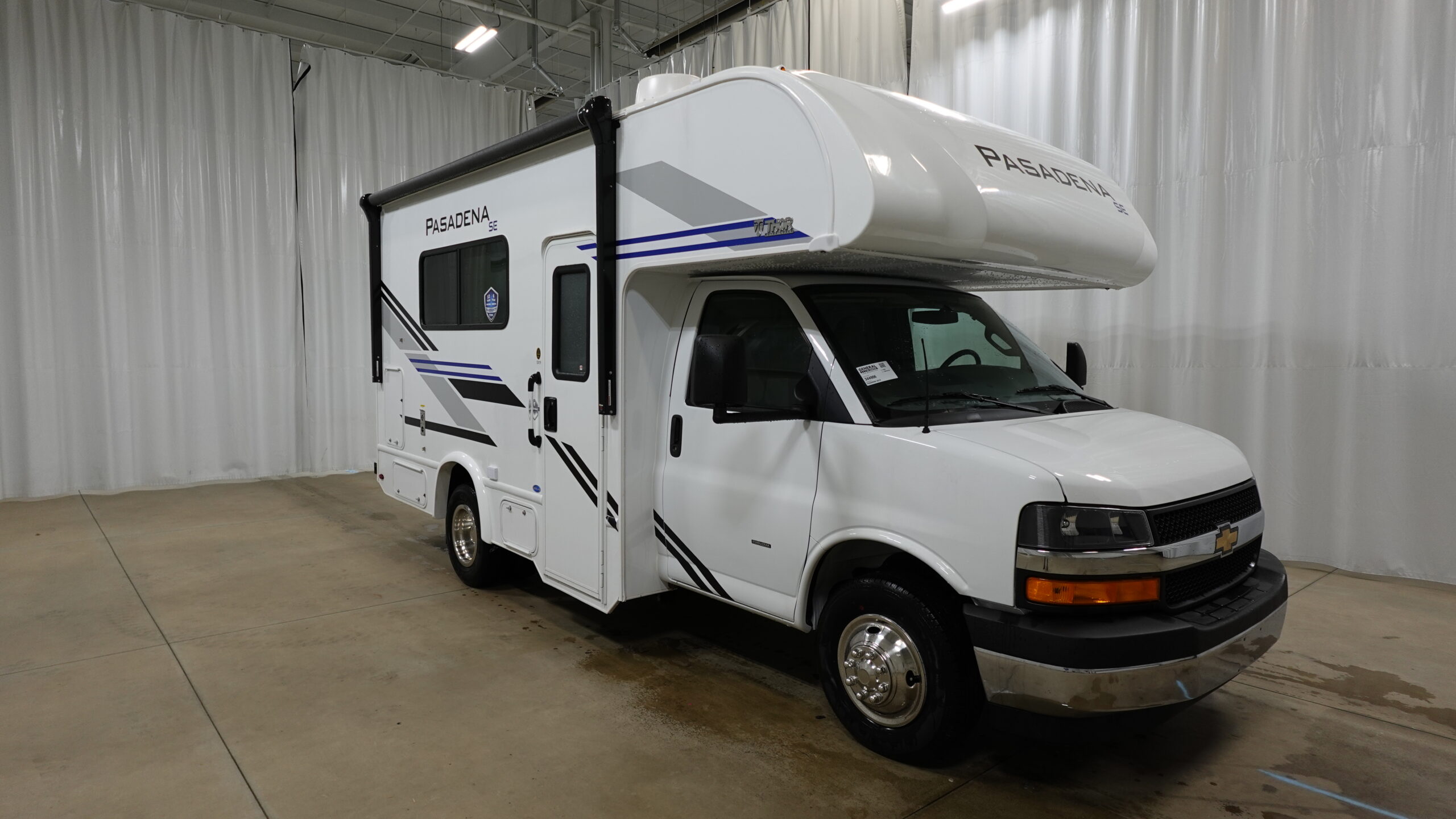 2026 Thor Motor Coach PASADENA SX19 Chevy  for Sale in Brownstown Twp, MI
