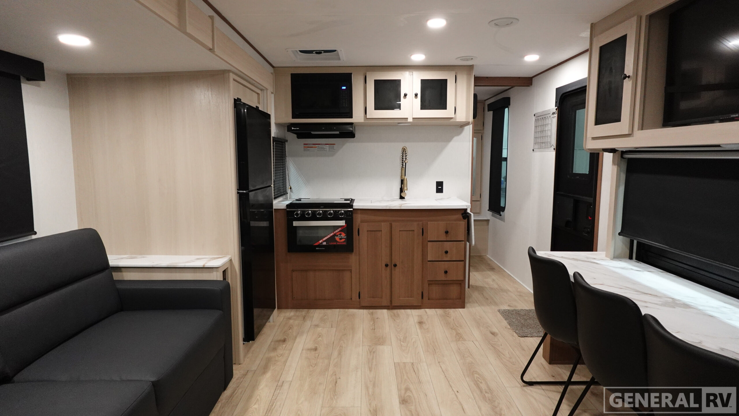 2026 Coachmen Apex Ultra Lite 246BARV for Sale