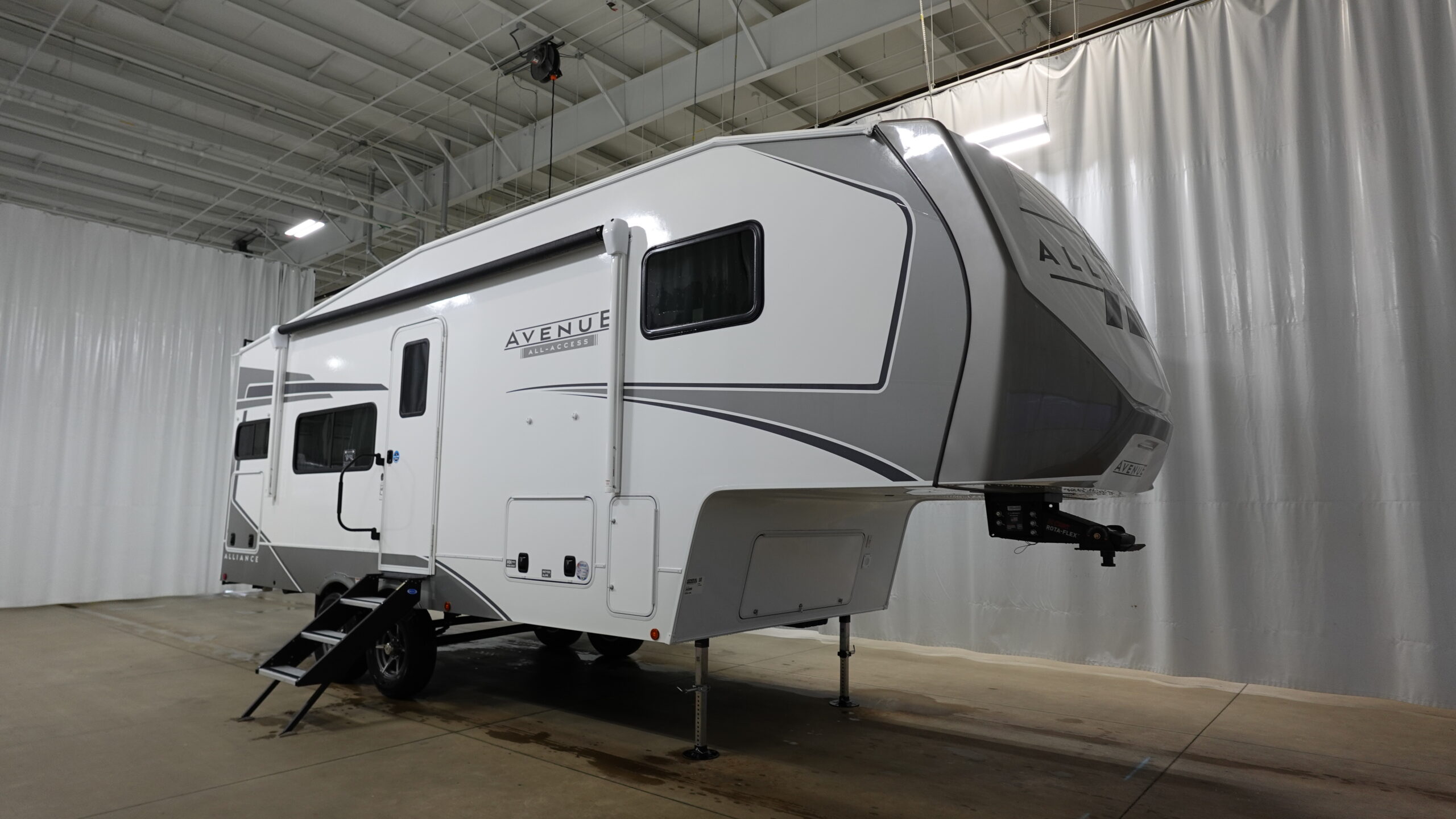 2026 Alliance RV Avenue All-Access Series 23ML for Sale in North Canton, OH