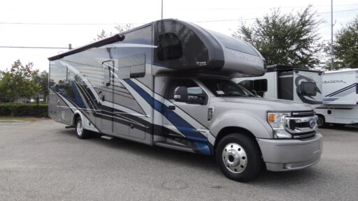 2023 Thor Motor Coach Magnitude LV35