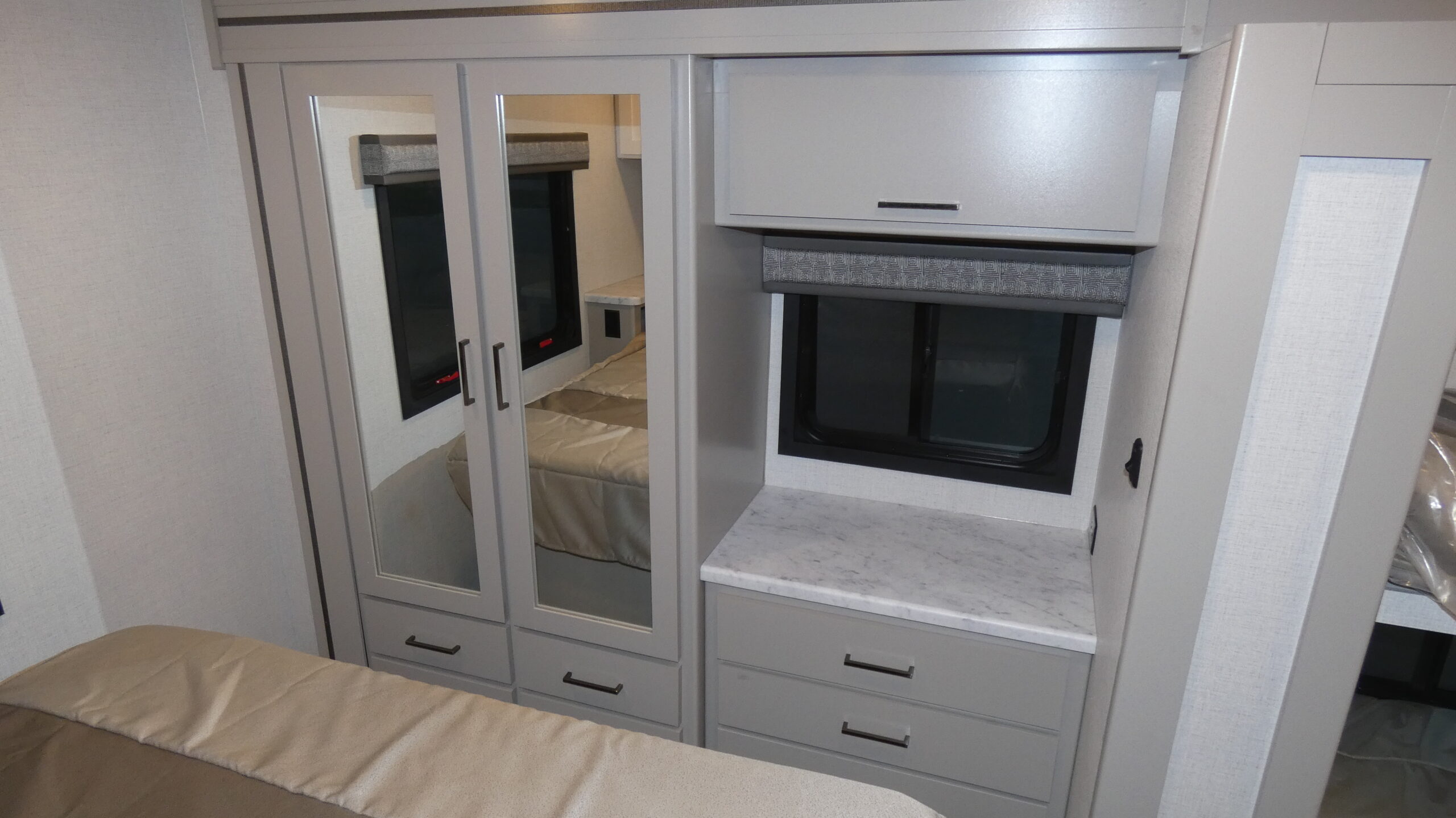 2026 Thor Motor Coach PASADENA SL31  for Sale