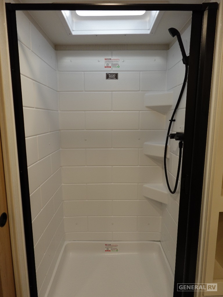 Thrive/25RLS/2026 image-12