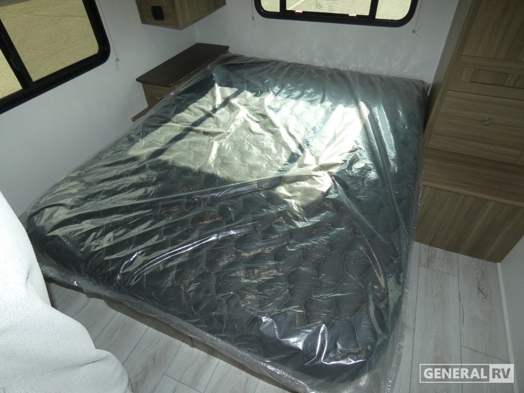 2026 Coachmen Freelander 27QB Ford for Sale