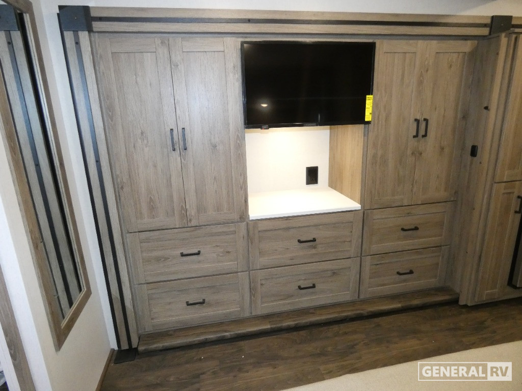 Vista/33K/2025 image-29