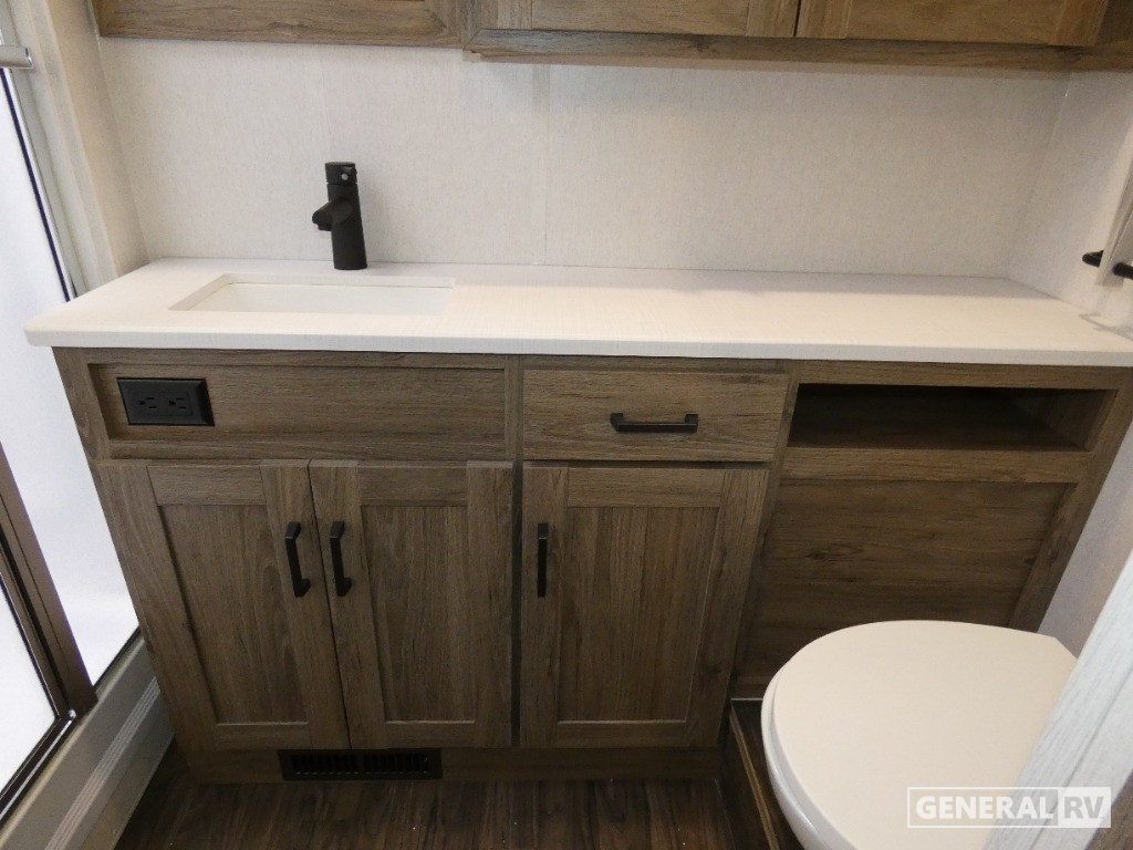 Vista/33K/2025 image-36