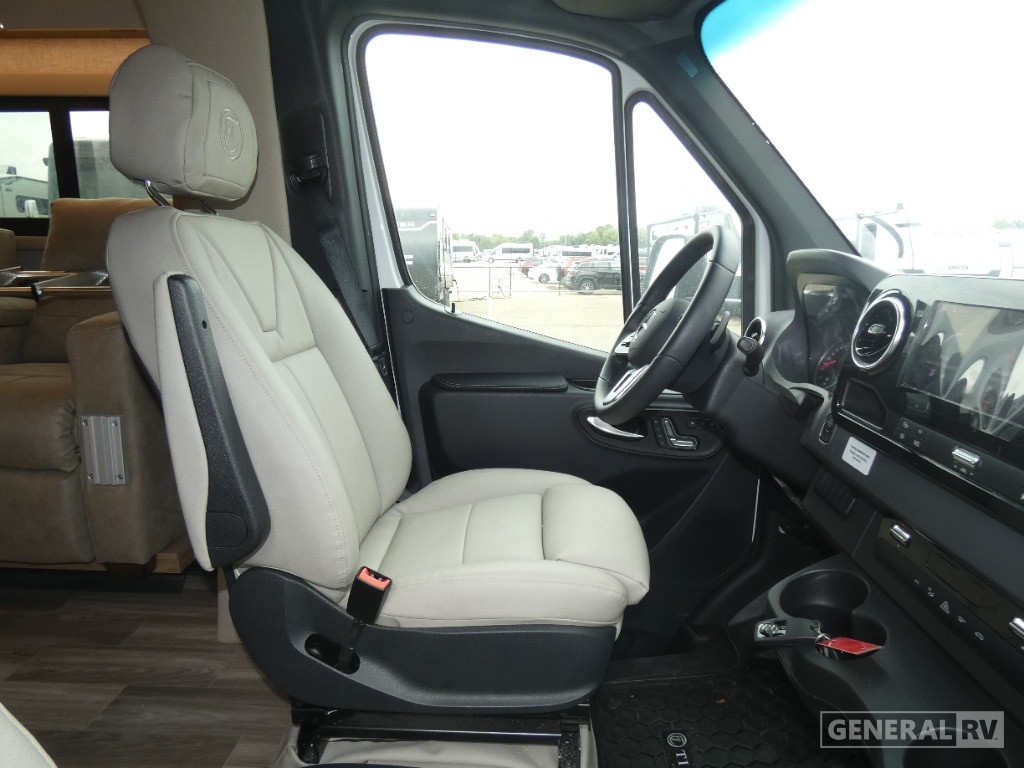 2026 Tiffin Motorhomes Wayfarer 25 XRW for Sale