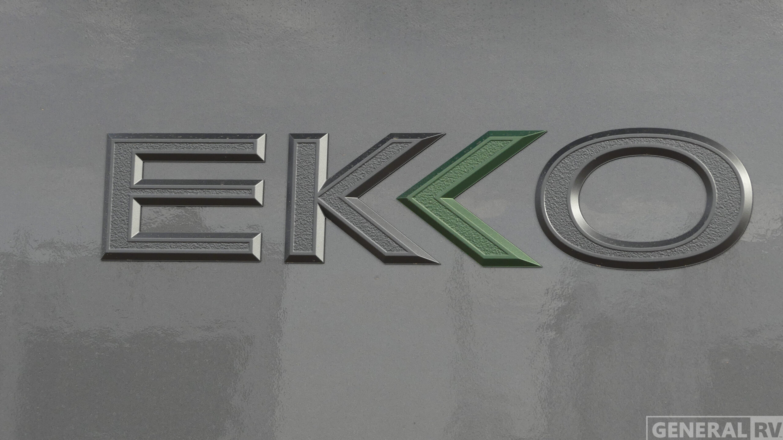 2026 EKKO/22A/2026 image-35