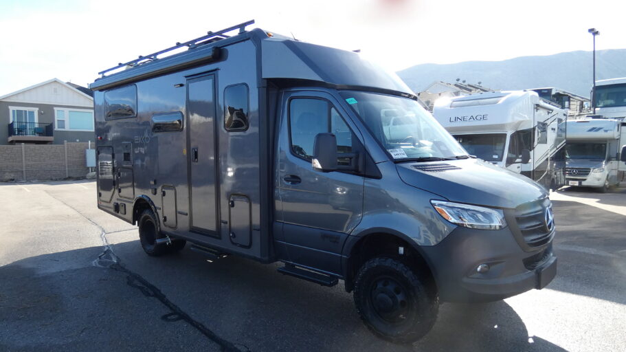 2026 WINNEBAGO 23B