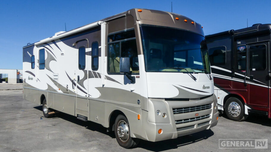 2011 WINNEBAGO 31E