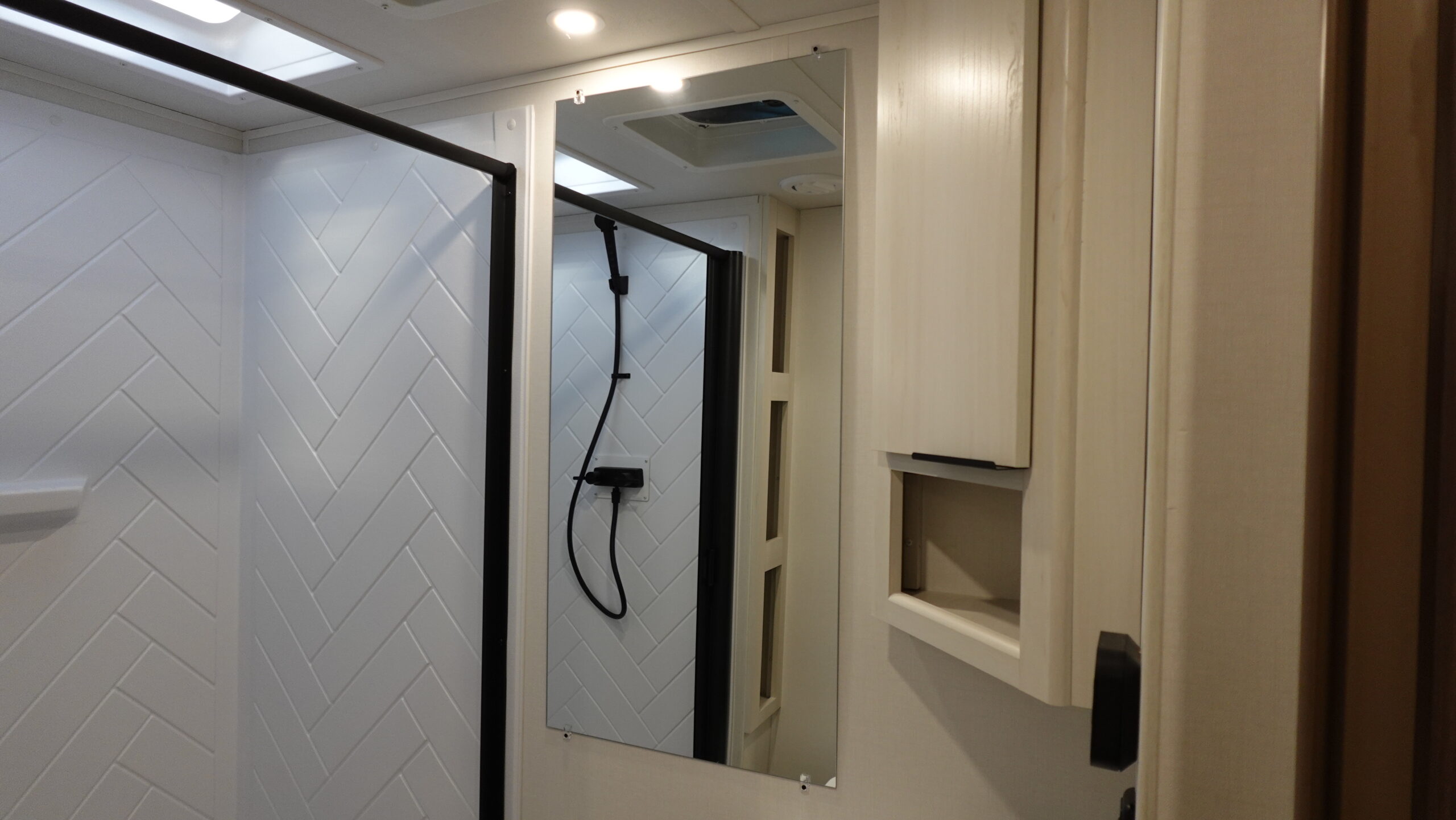 2026 Winnebago Access 25BH for Sale