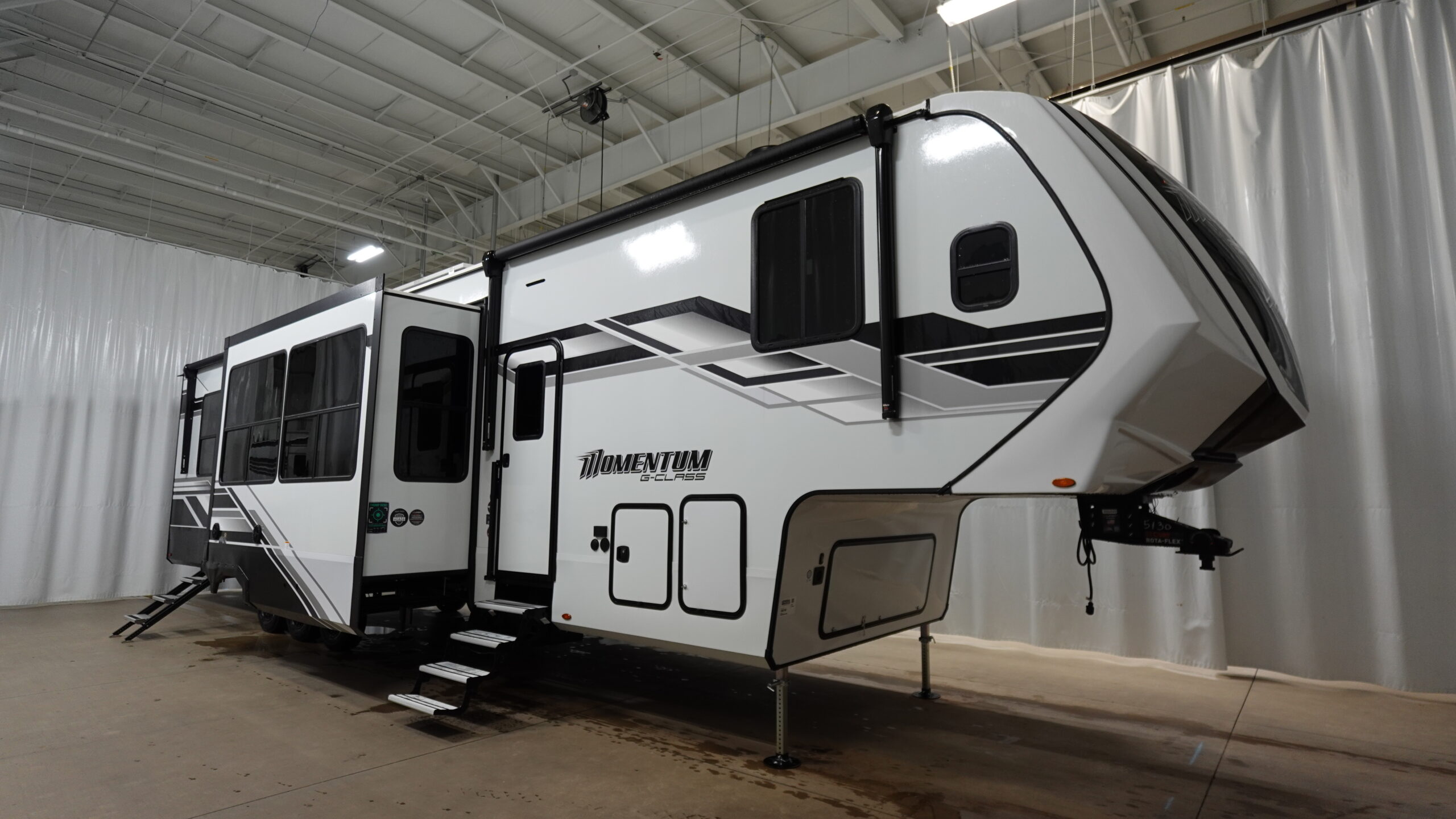 2026 Grand Design Momentum G-Class (Fifth Wheel) 394G for Sale in Ashland, VA