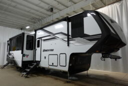RV Image