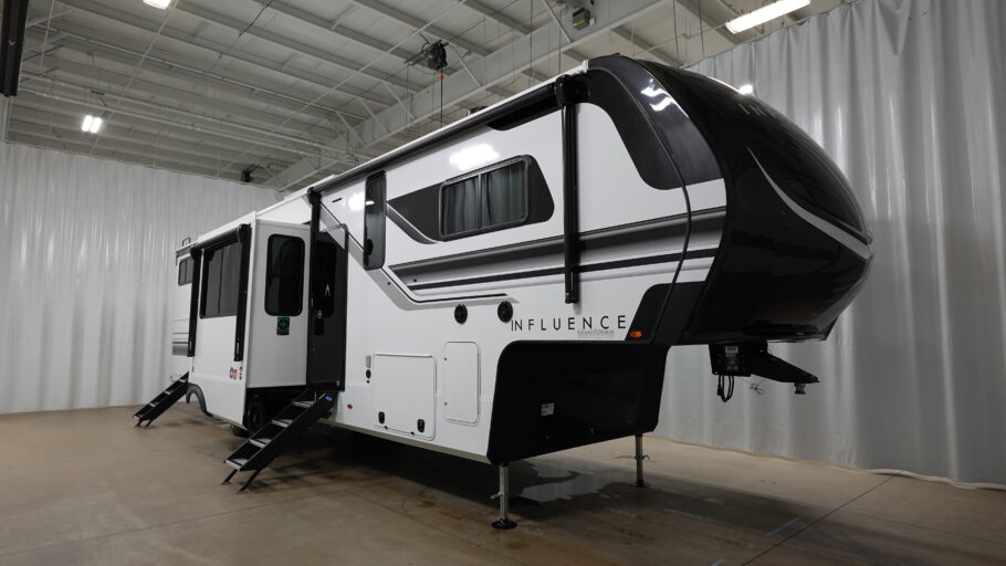 2026 GRAND DESIGN 3904BH
