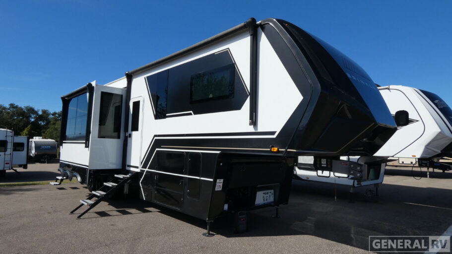 2024 BRINKLEY 3500