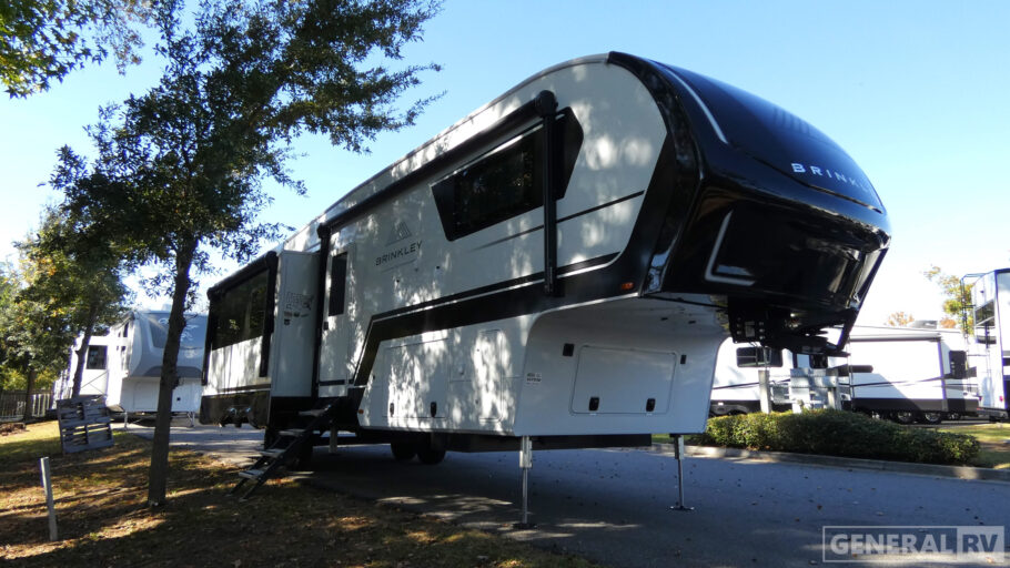 2025 BRINKLEY 3400