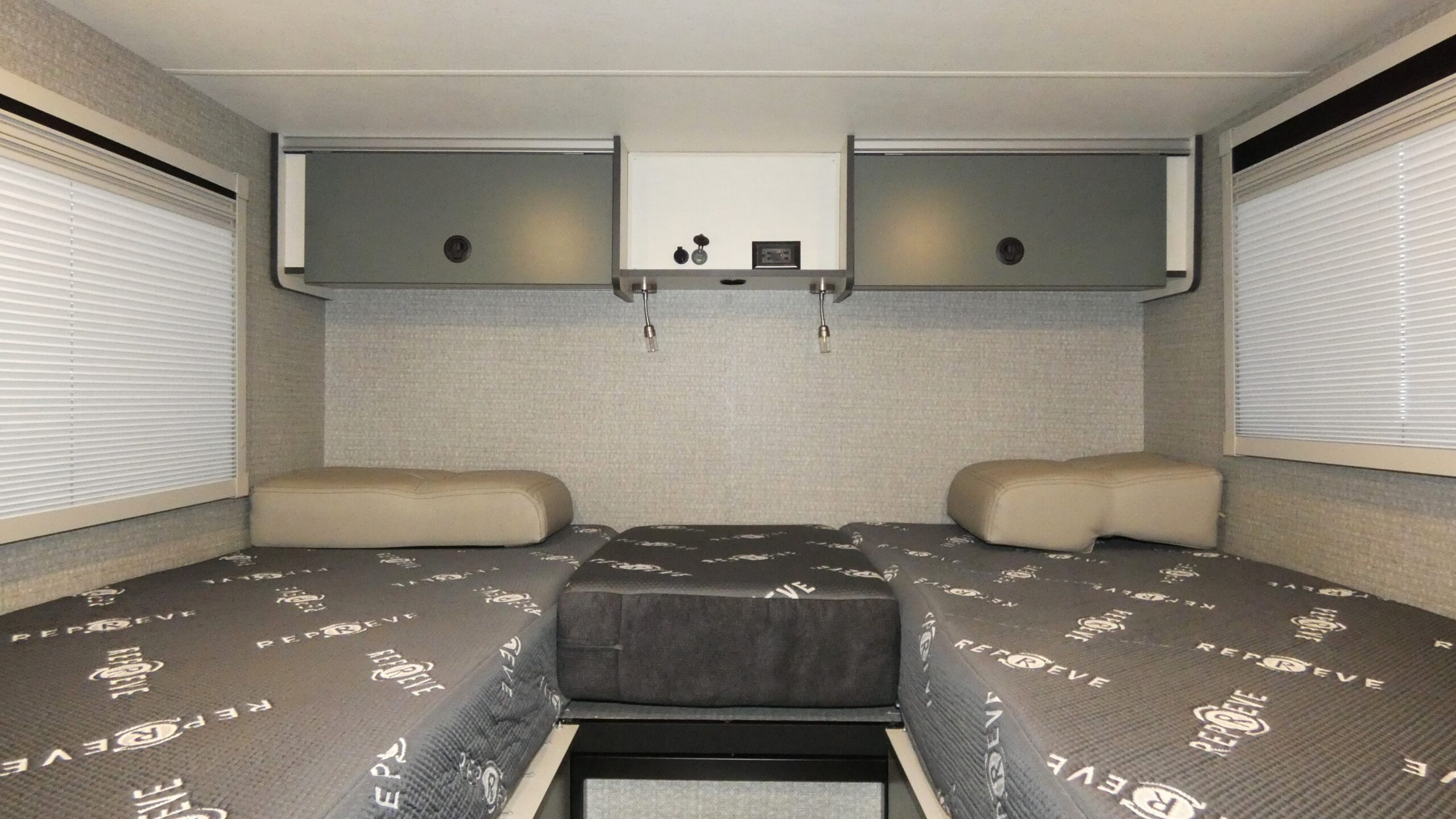 EKKO Sprinter/23B/2026 image-23