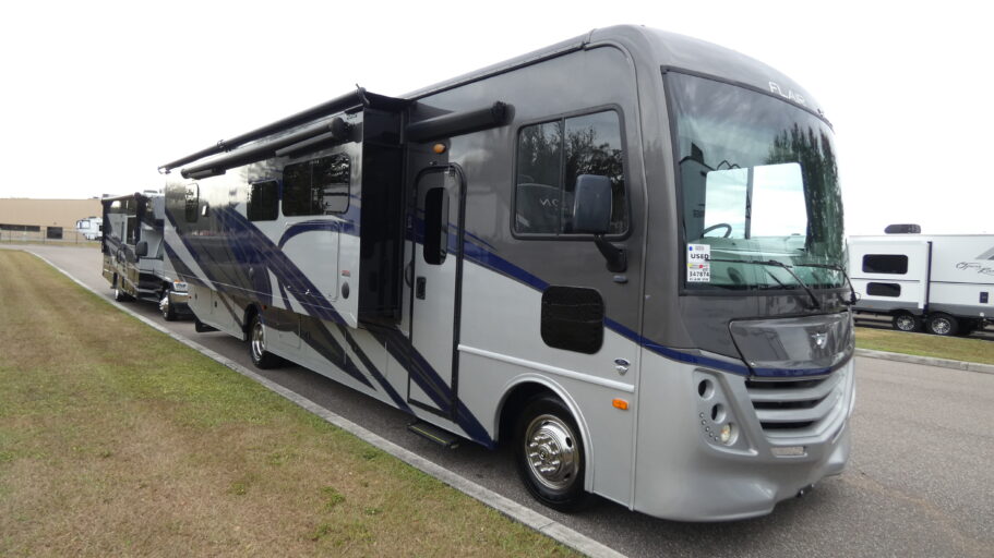 2022 FLEETWOOD 35R