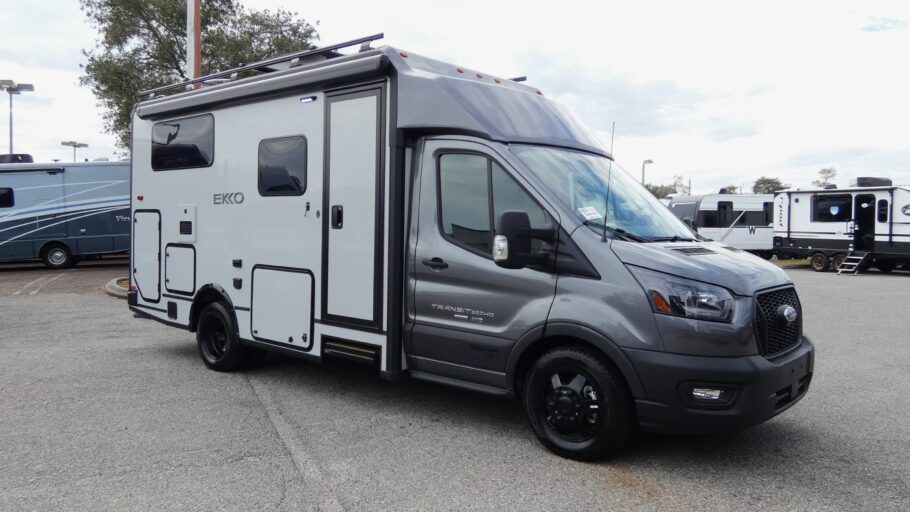 2026 WINNEBAGO 22A