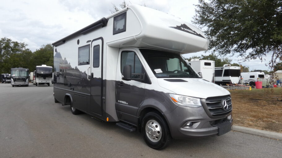 2025 Dynamax 24FW for sale on Searchshop