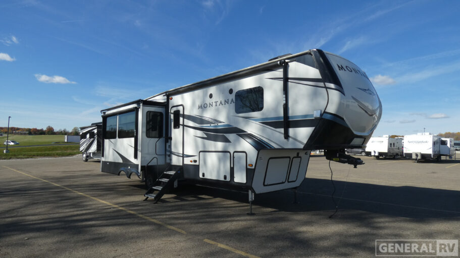 2021 KEYSTONE 3121RL