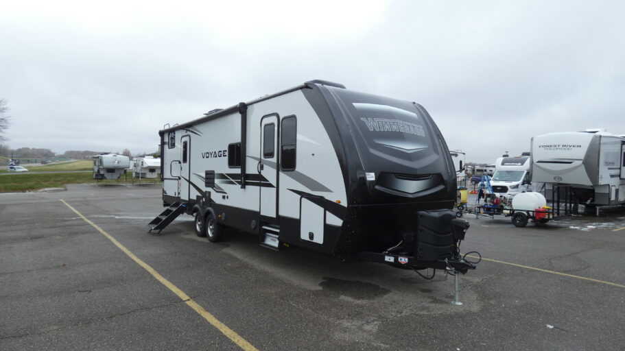 2022 WINNEBAGO 3033BH