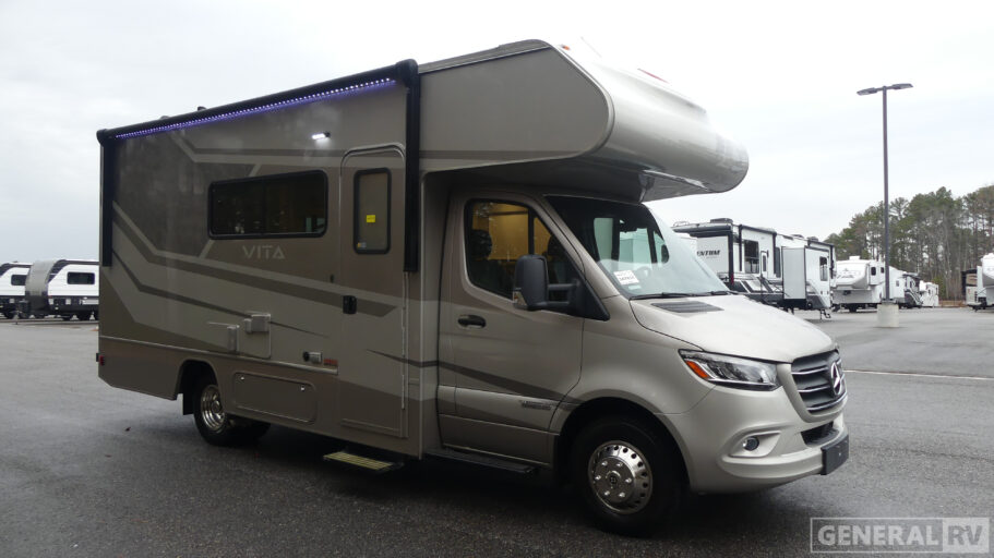 2024 WINNEBAGO 24P