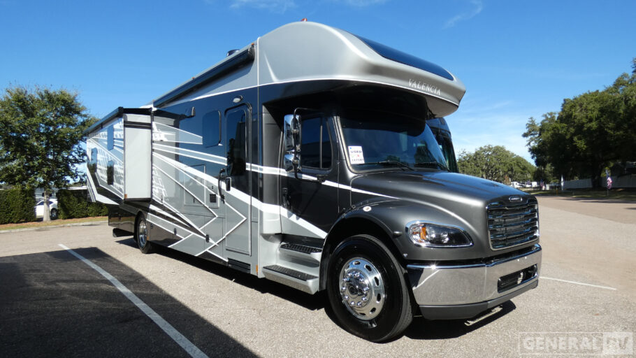 2024 RENEGADE 38BB