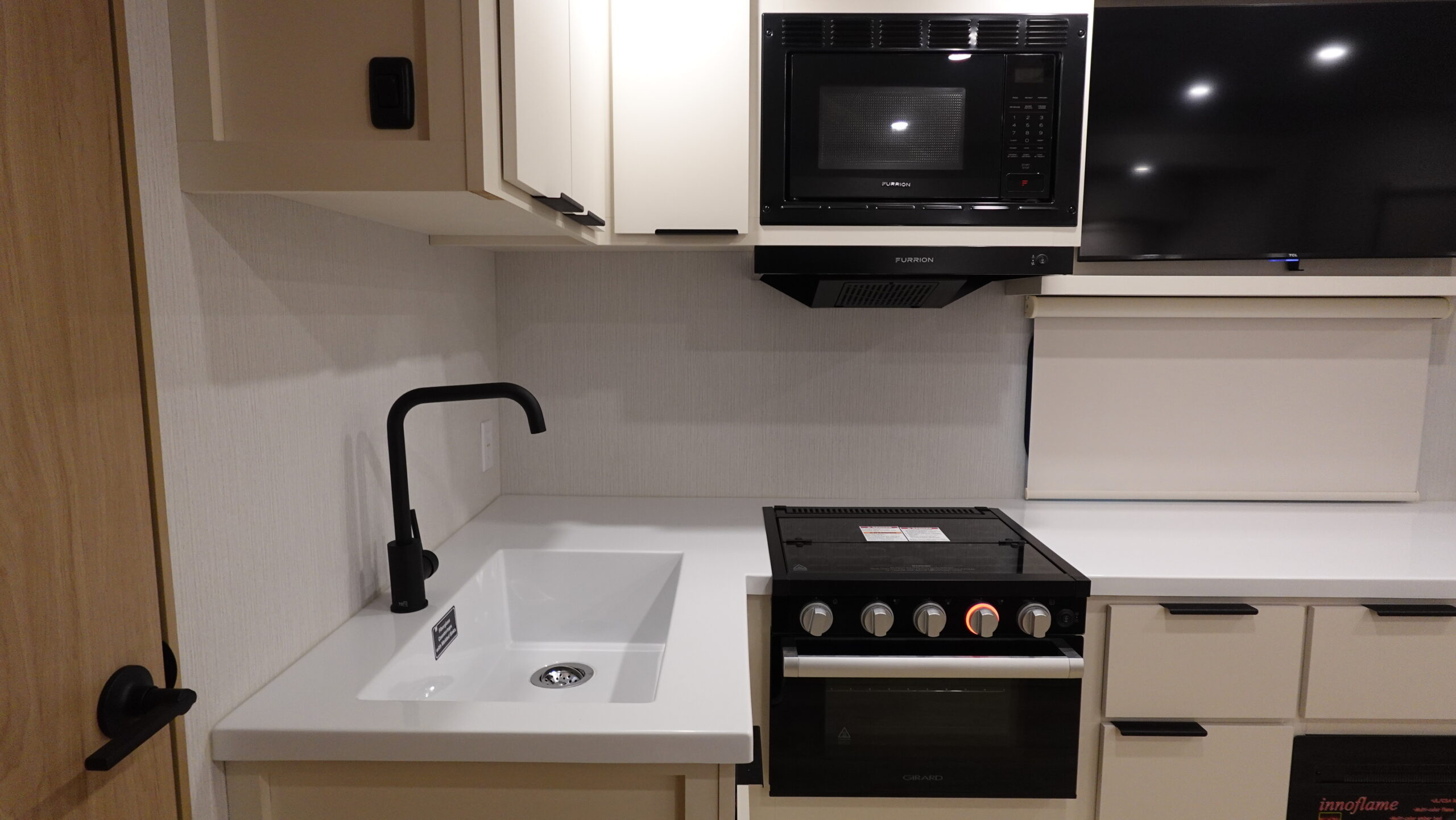 Thrive/25RLS/2026 image-5