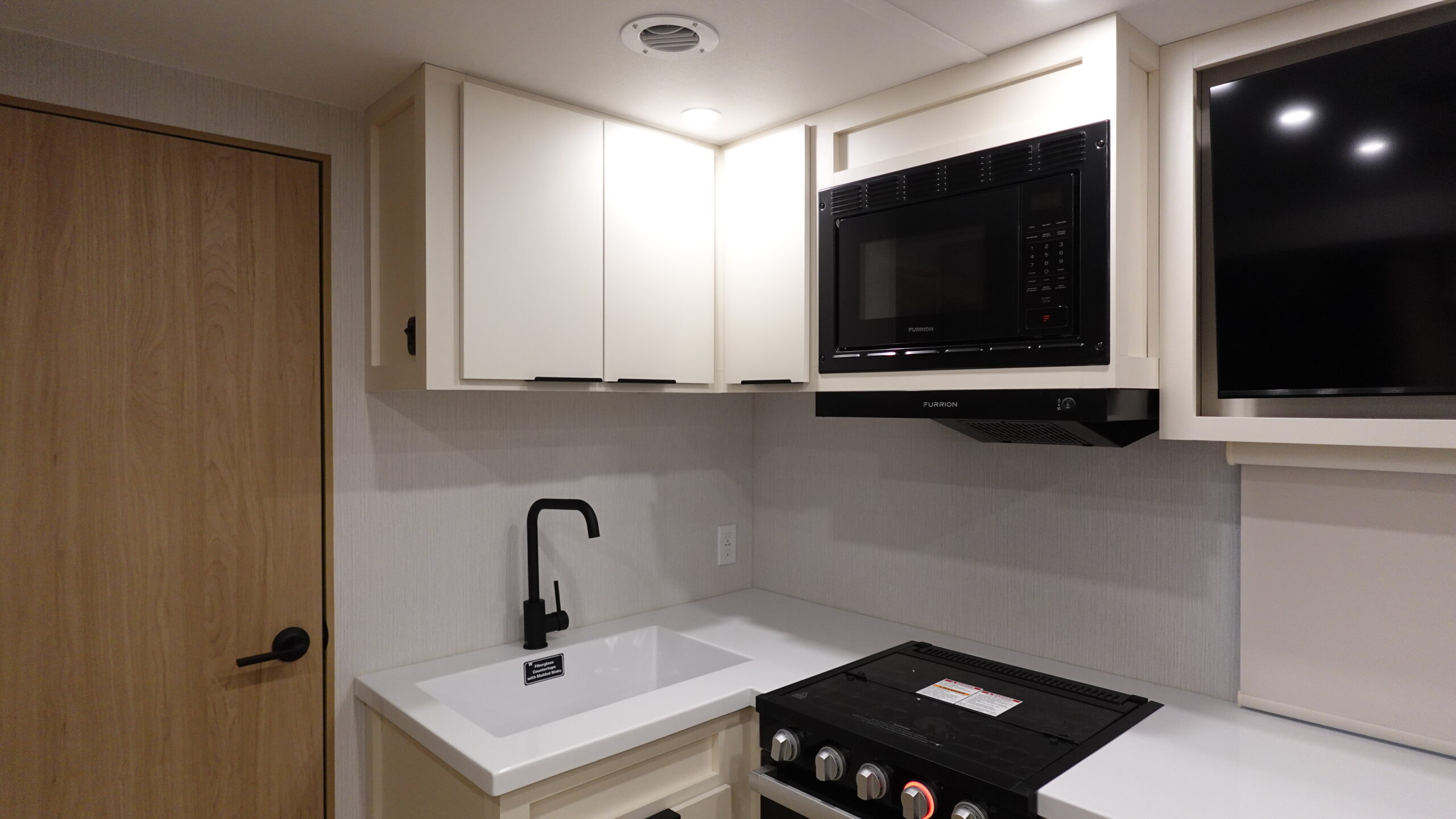 Thrive/25RLS/2026 image-17