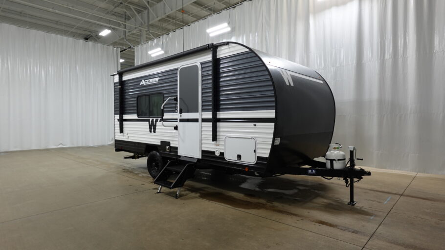 2026 WINNEBAGO 15RB
