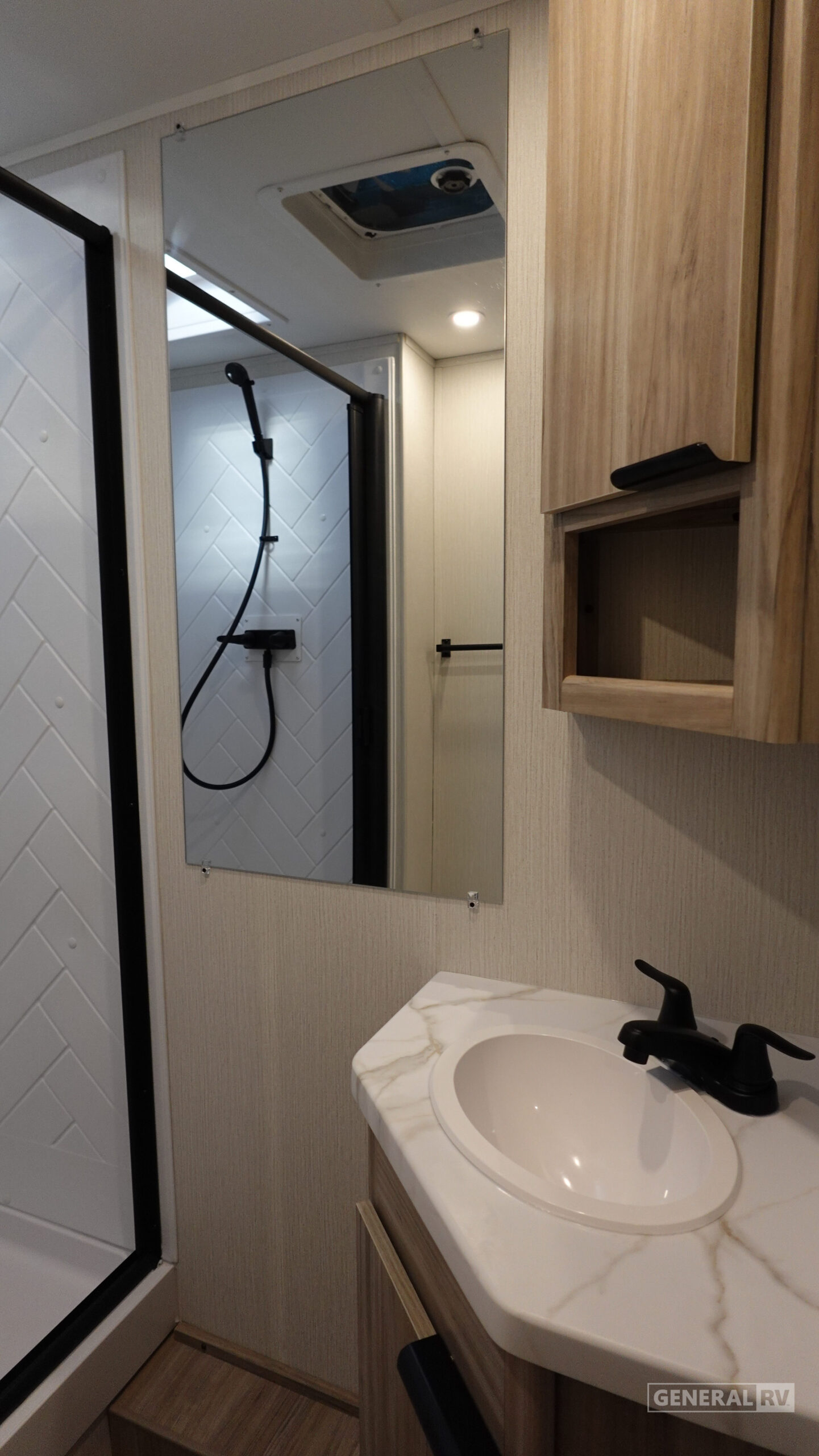 2026 Winnebago Access 18DBH for Sale