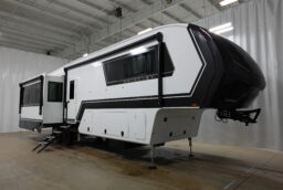 RV Image
