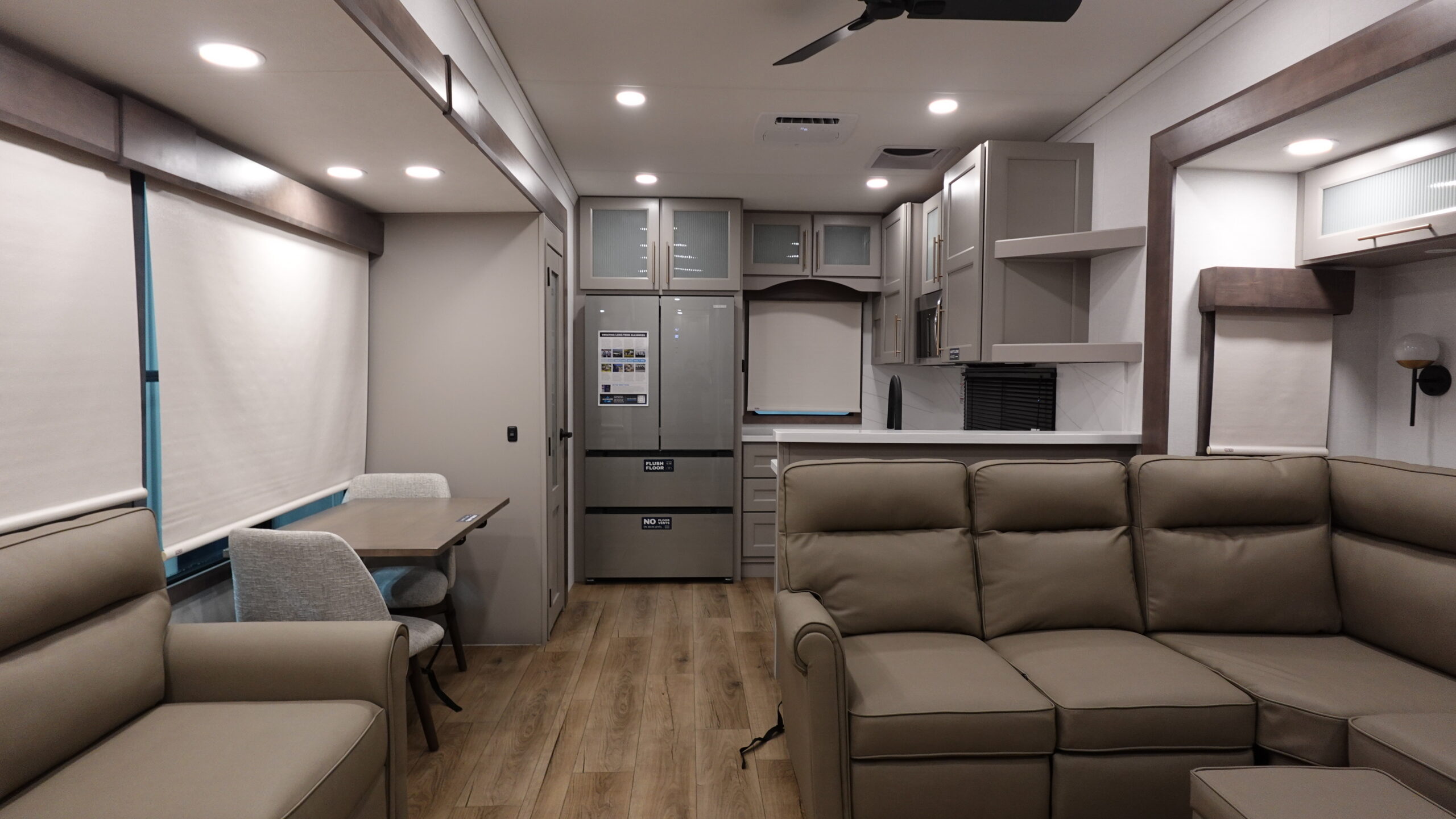 2026 Alliance RV Paradigm 382RK for Sale