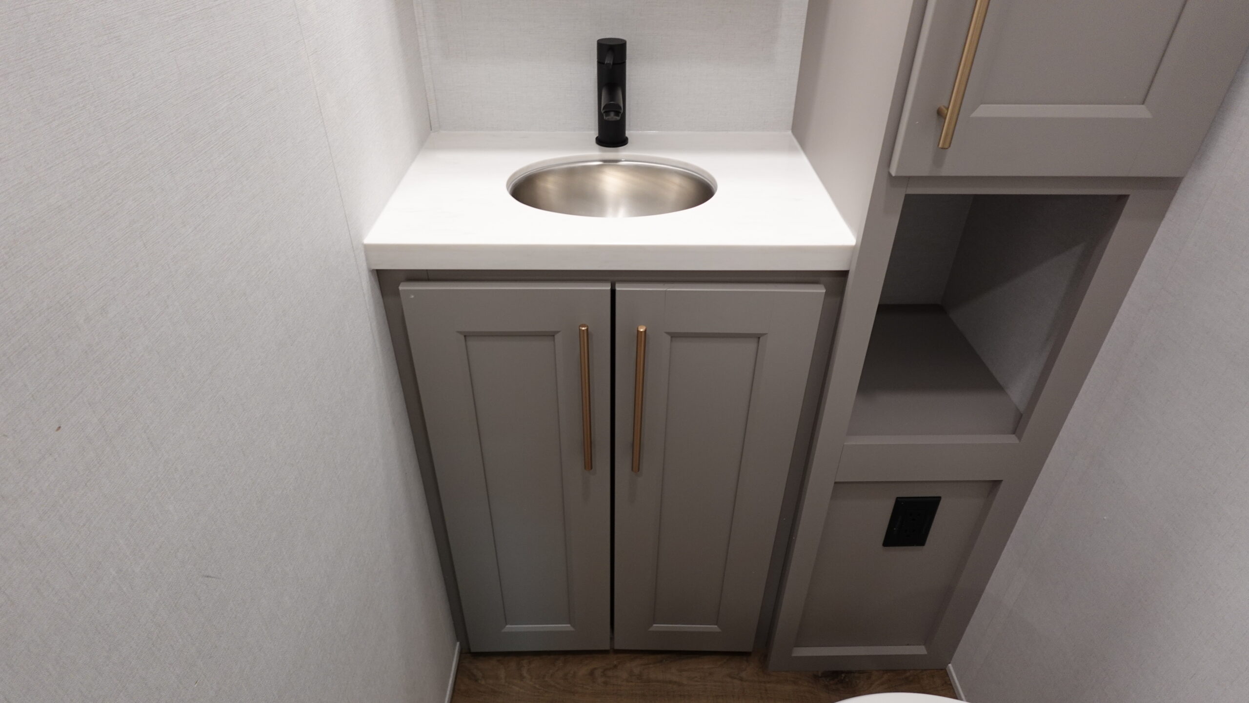 2026 Alliance RV Paradigm 382RK for Sale