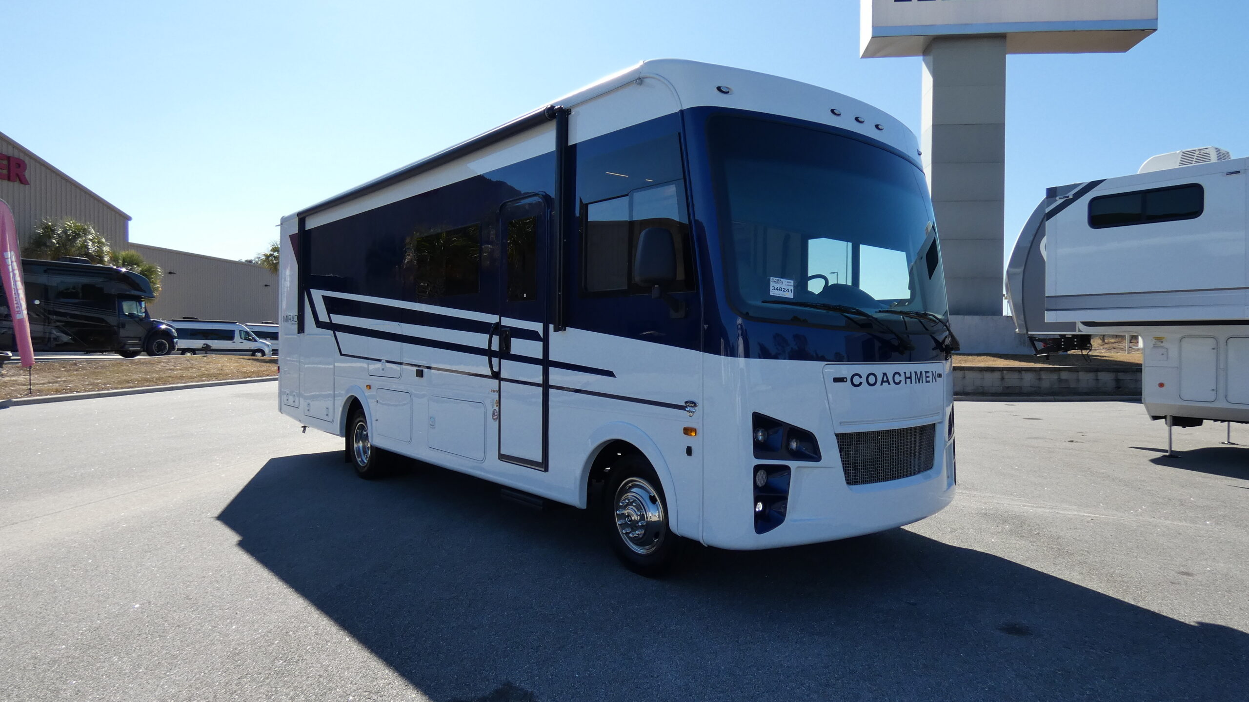 2026 Coachmen Mirada 29FW for Sale in North Canton, OH