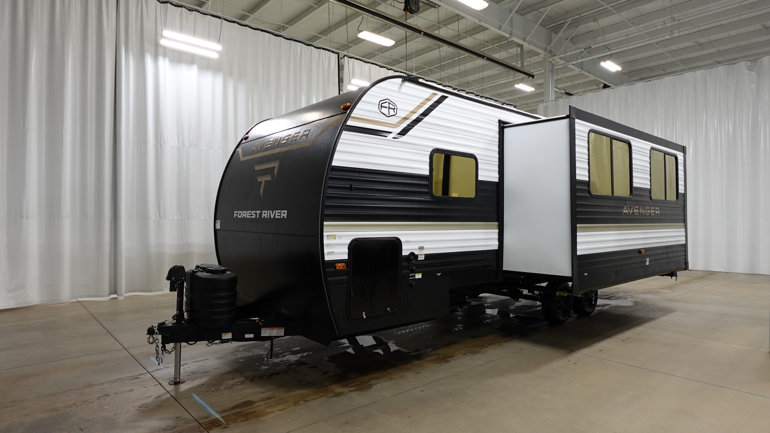 2026 Prime Time Manufacturing Avenger 25RBS for Sale